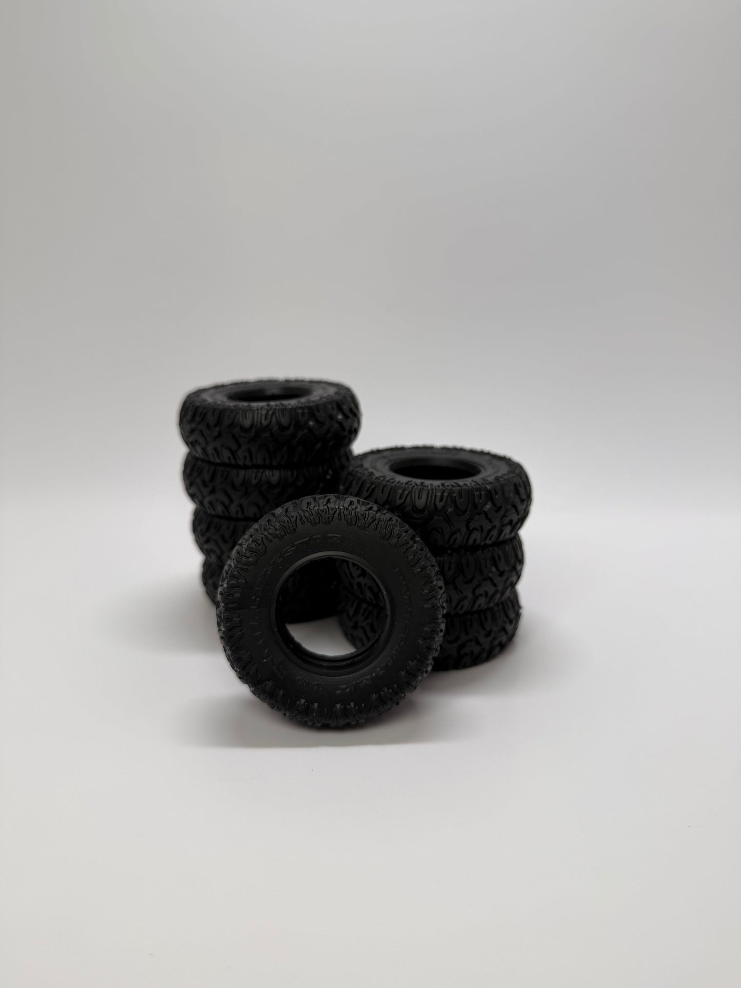 Cut N Shut RC4WD Milestar Patagonia 1.3 x 63mm